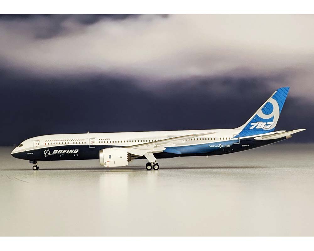 www.JetCollector.com: Boeing B787-9 House Livery N789EX 1:400