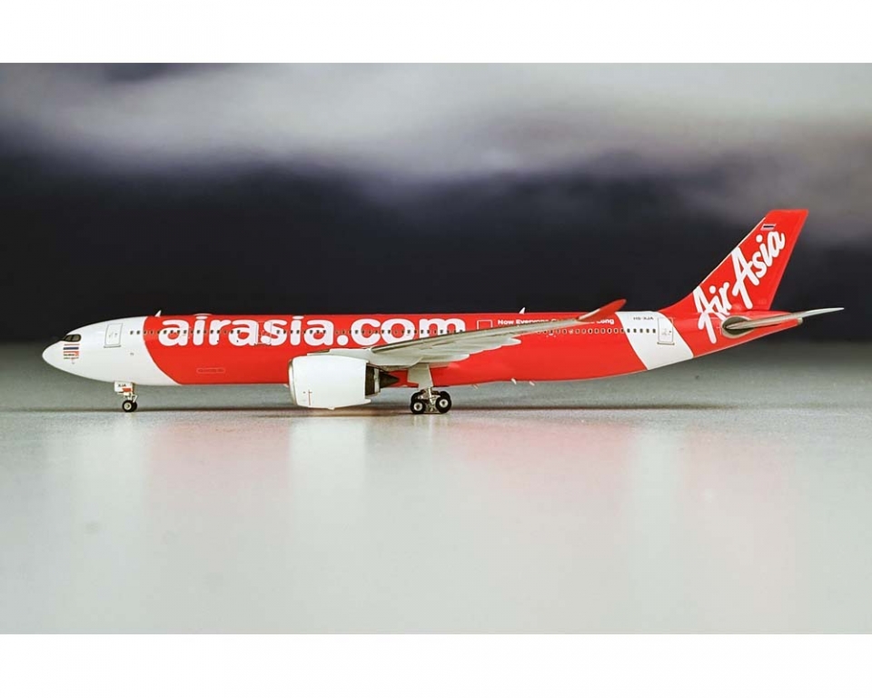 www.JetCollector.com: PHOENIX THAI AIR ASIA A330-900neo HS