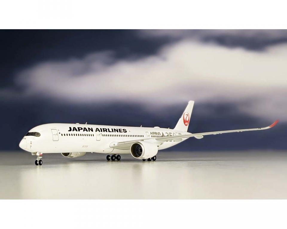 JC WINGS JAL A350-900 SILVER A350 TITLES JA02XJ 1:200 Scale EW2359002