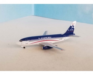 Lan Peru B737-200 VP-BBM 1:400 Scale Aeroclassics AC411061