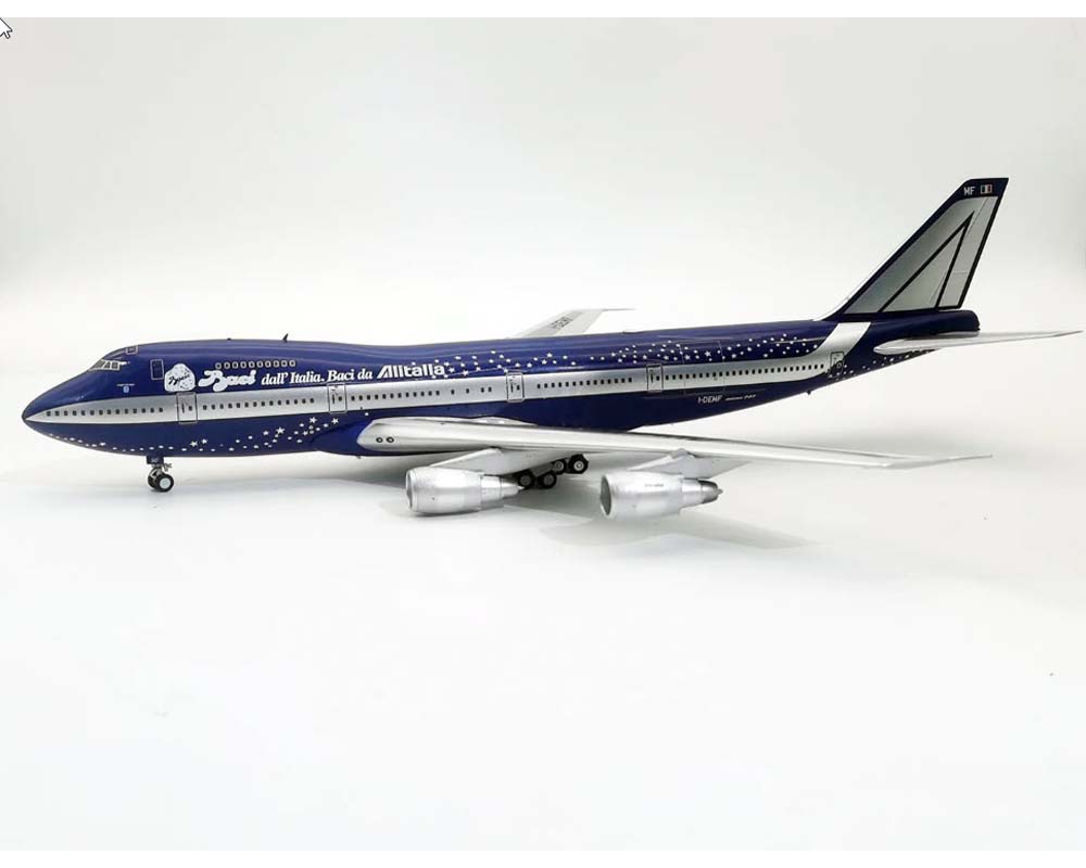 Www.JetCollector.com: Alitalia B747-200 "Baci" W/stand I-DEMF 1:200 ...