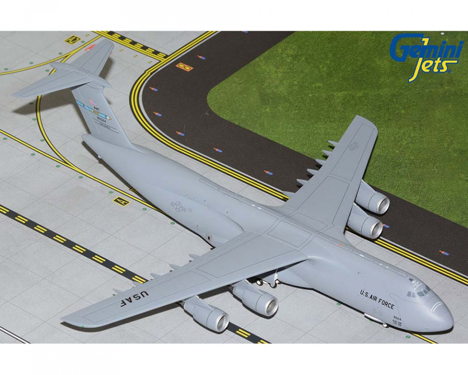 www.JetCollector.com: USAF C-5M Super Galaxy Dover AFB **New Mould 