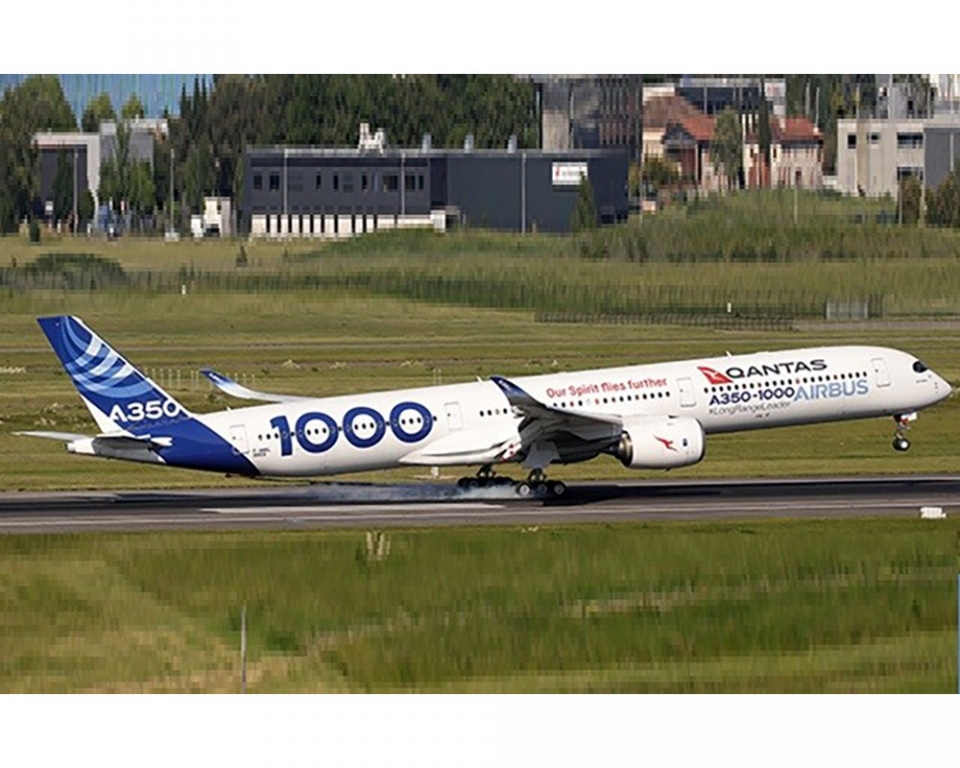 Airbus A350-1000 