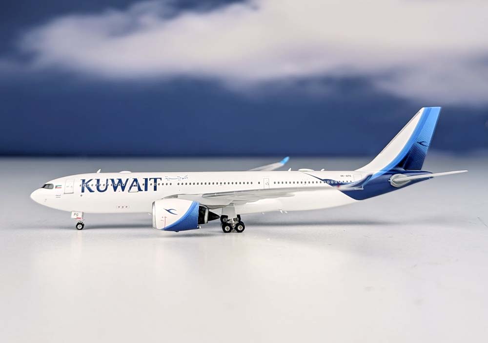 www.JetCollector.com: Kuwait Airways A330-800neo 9K-APG 1:400 Scale ...