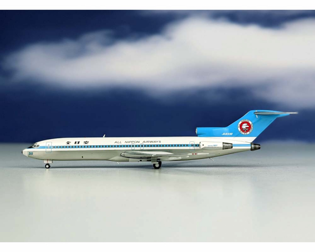 ANA - All Nippon B727-200 JA8338 1:200 Scale JC Wings EW2722005