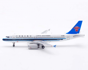 China Southern A320 B-9959 w/stand 1:400 Scale Aviation400 AV4161