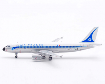 Air France A320 F-GFKJ w/stand 1:400 Scale Aviation400 AV4162