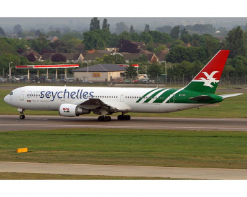 Air Seychelles B767-300ER S7-FCS 1:400 Scale Phoenix PH11846