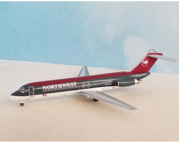 Northwest DC-9-32 N608NW 1:400 Scale Aeroclassics AC411324