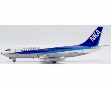 Nihon Kinkyori Airways B737-200 polished, w/stand JA8413 1:200 Scale JC Wings EW2732007