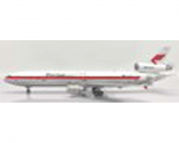 Martinair MD-11(CF) "40 Years", polished, w/stand PH-MCT 1:200 Scale JC Wings LH2371