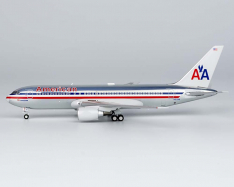 American Airlines B767-200 Chrome 767 Luxury Liner N313AA 1:400 Scale NG16001