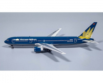 Vietnam Airlines B767-300ER VN-A762 1:400 Scale Phoenix PH11899