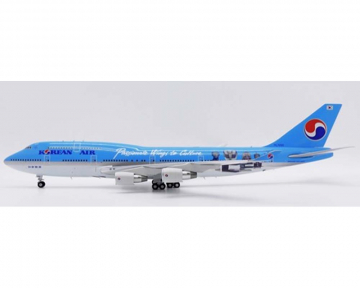 Korean Air B747-400 "British Museum", w/stand HL7488 1:200 Scale JC Wings XX20184