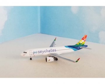 Air Seychelles Airbus A320neo S7-VEV 1:400 Scale Aeroclassics AC419925