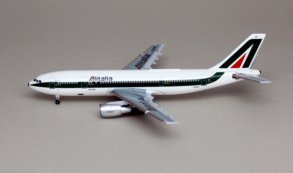 www.JetCollector.com: Alitalia A300/B4 I-BUSP 1:400 Aeroclassics 