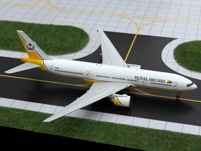 www.JetCollector.com: Royal Brunei B777-200