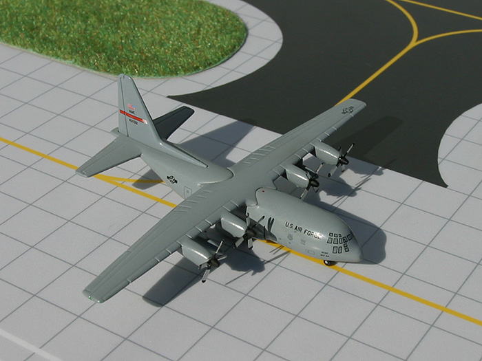 www.JetCollector.com: USAF C-130 Hercules Dyess AFB #74-2134 1:400