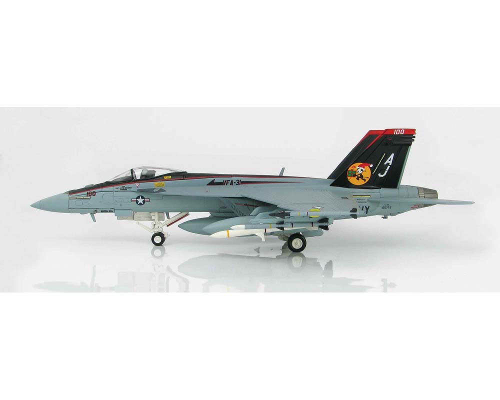 USN McDonnell Douglas F/A-18E Super Hornet VFA-31 Tomcatters, AJ100 Santa  CAG 1:72 HA5107