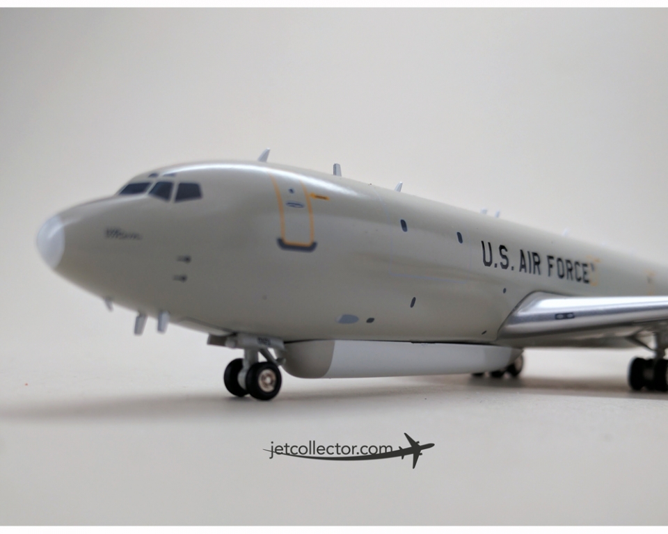 www.JetCollector.com: USAF Boeing E-8C J-Stars 707-300 95-0121