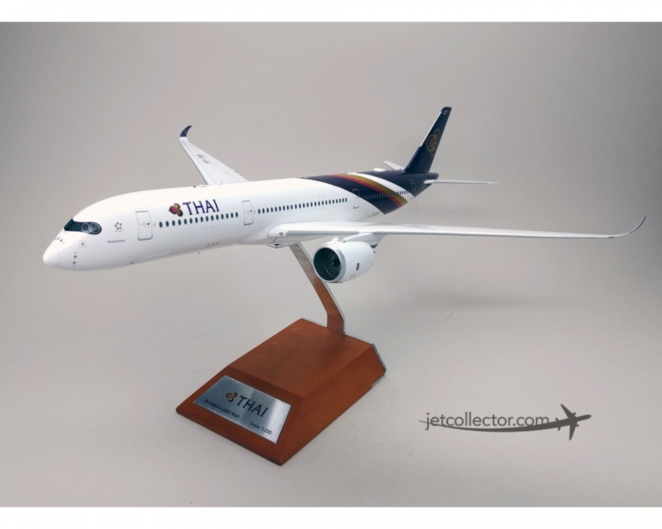 www.JetCollector.com: JC WINGS THAI A350-900 HS-THB w/Stand 1:200 