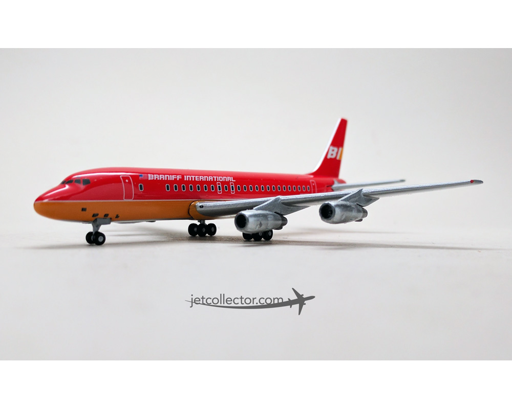 Braniff DC-8-51 Red (SkyJets) GJBNF287A