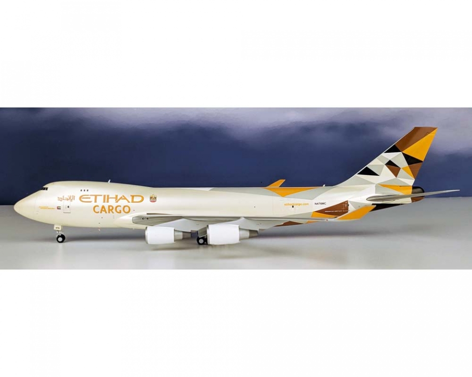 Etihad Cargo B747-400F N476MC w/ Stand JC Wings 1:200 JC2ETD402