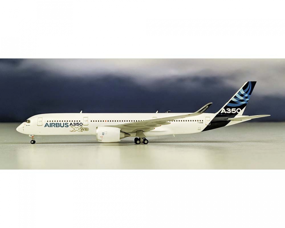 JC WINGS AIRBUS A350-900 House Livery w/Antenna F-WXWB 1:400 Scale JC4AIR878