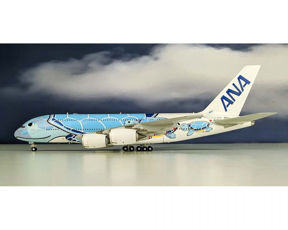 www.JetCollector.com: ANA All Nippon Airbus A380 JA381A Flying