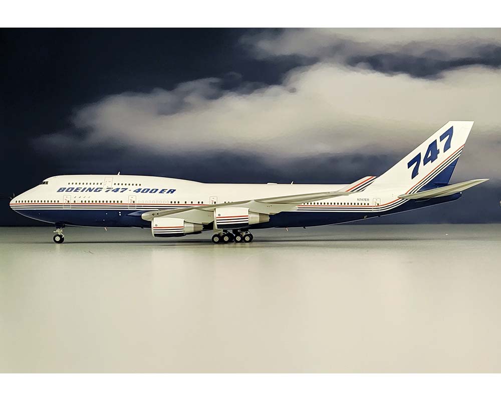 JCウイングス 1/200 B747-400ER デモ機 N747ER