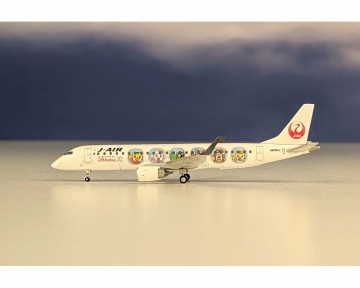 www.JetCollector.com: JC WINGS J-AIR E-190 Nanki-Shirahama Airport