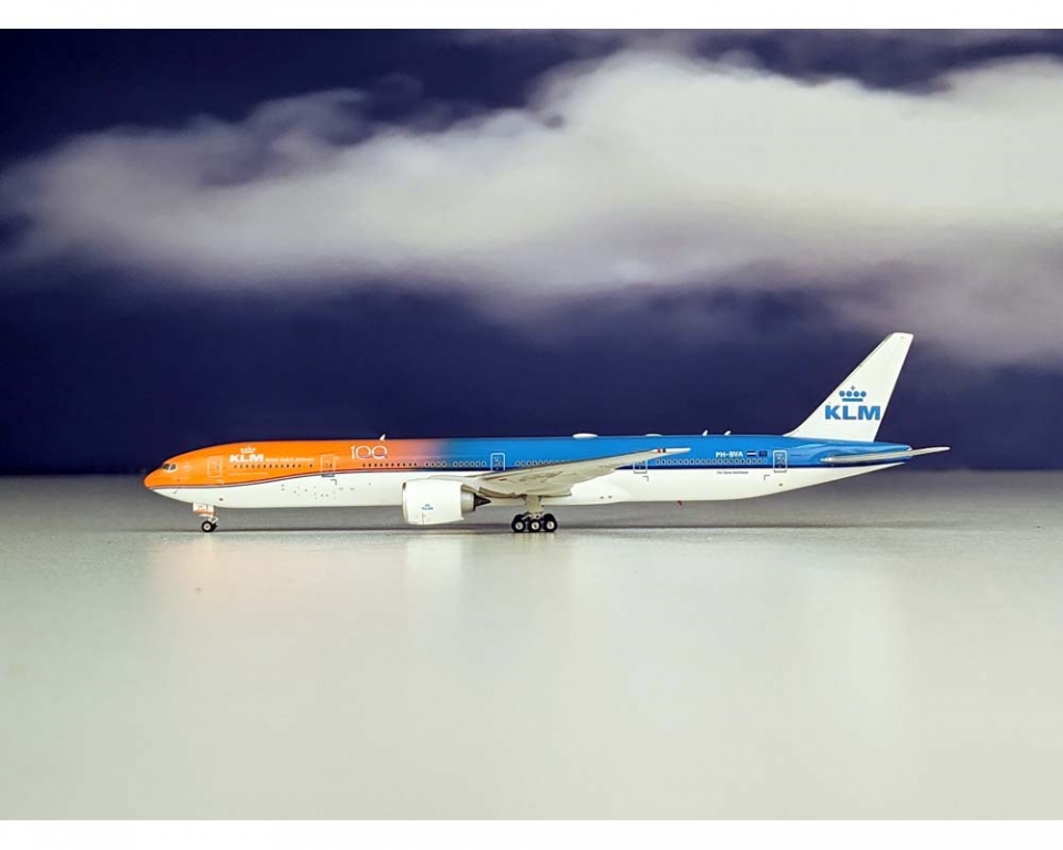 PHOENIX KLM B777-300ER Orange Pride, 100th Anniv PH-BVA 1:400 Scale  PH4KLM1939