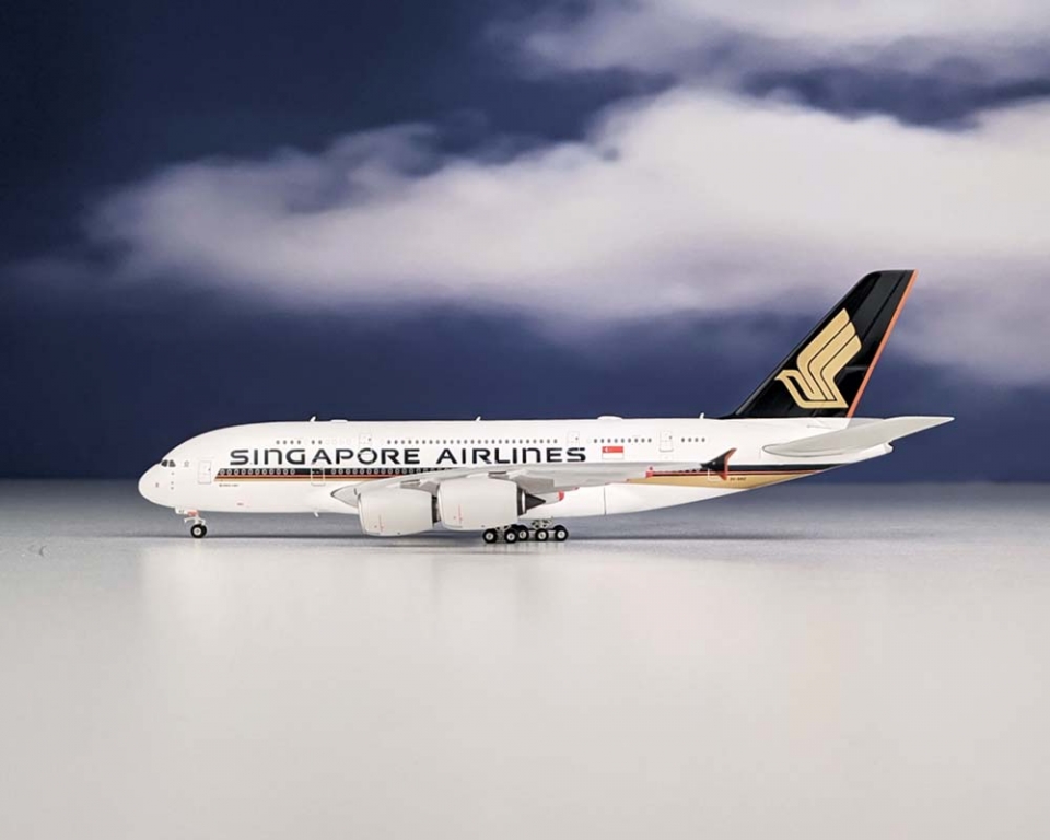 www.JetCollector.com: PHOENIX SINGAPORE A380 9V-SKZ 1:400 Scale