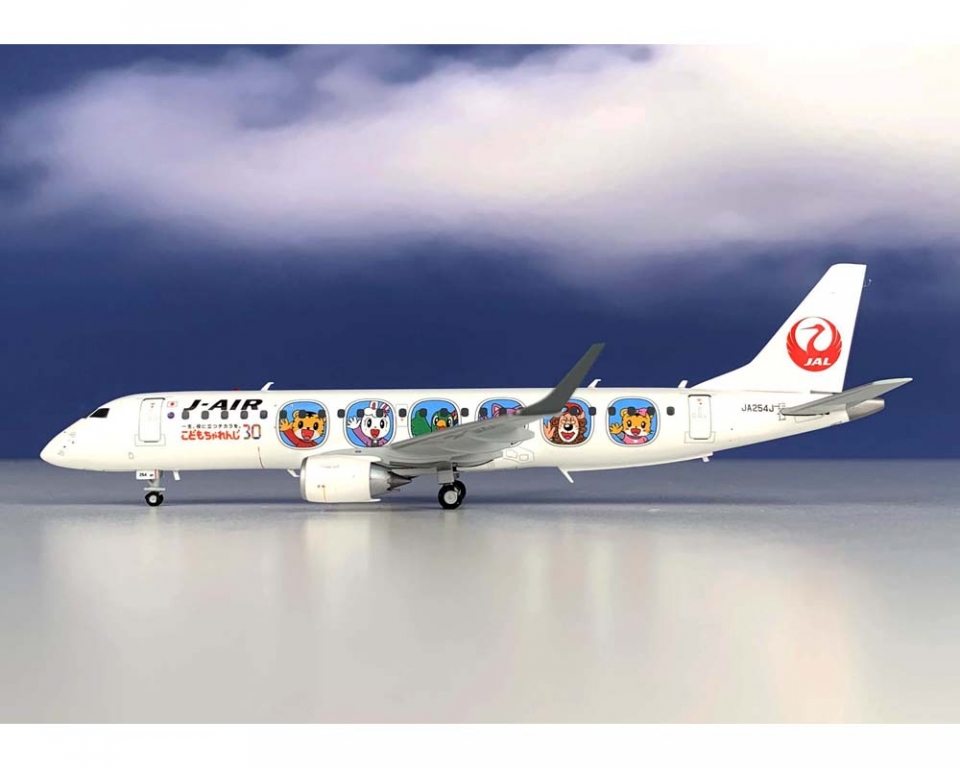 www.JetCollector.com: J-Air JAL ERJ-190 Std Shimajiro livery 