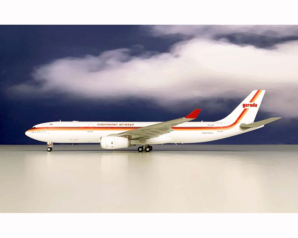 Garuda Indonesia A330-300 Retro Livery PK-GHD 1:200 Scale JC