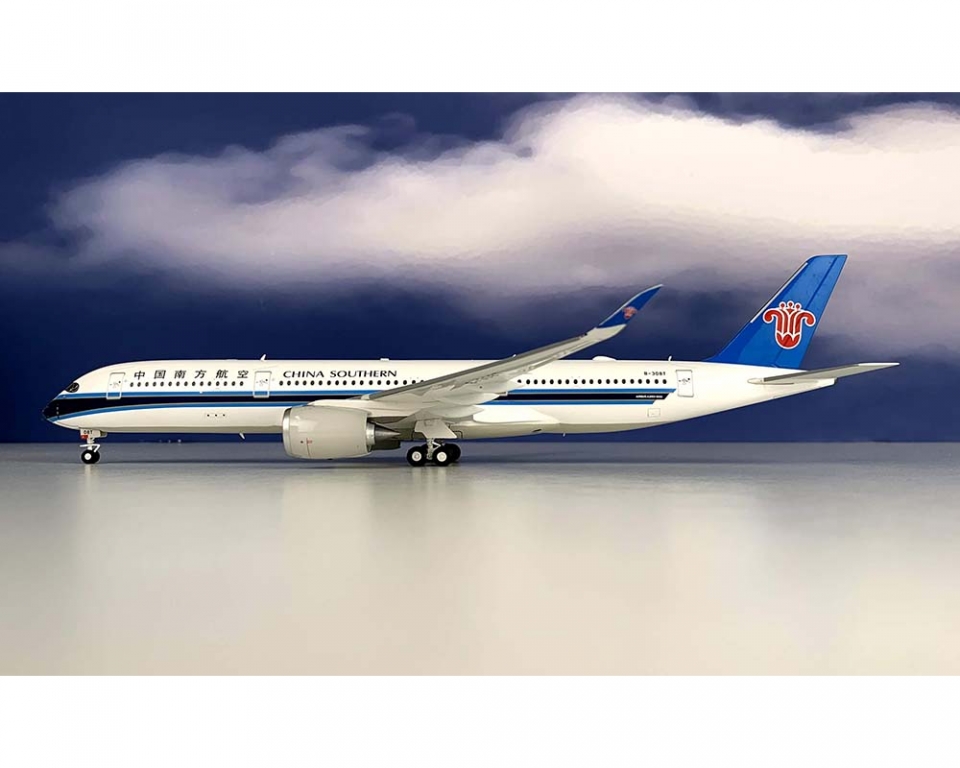 www.JetCollector.com: INFLIGHT CHINA SOUTHERN A350-900 W/STAND B