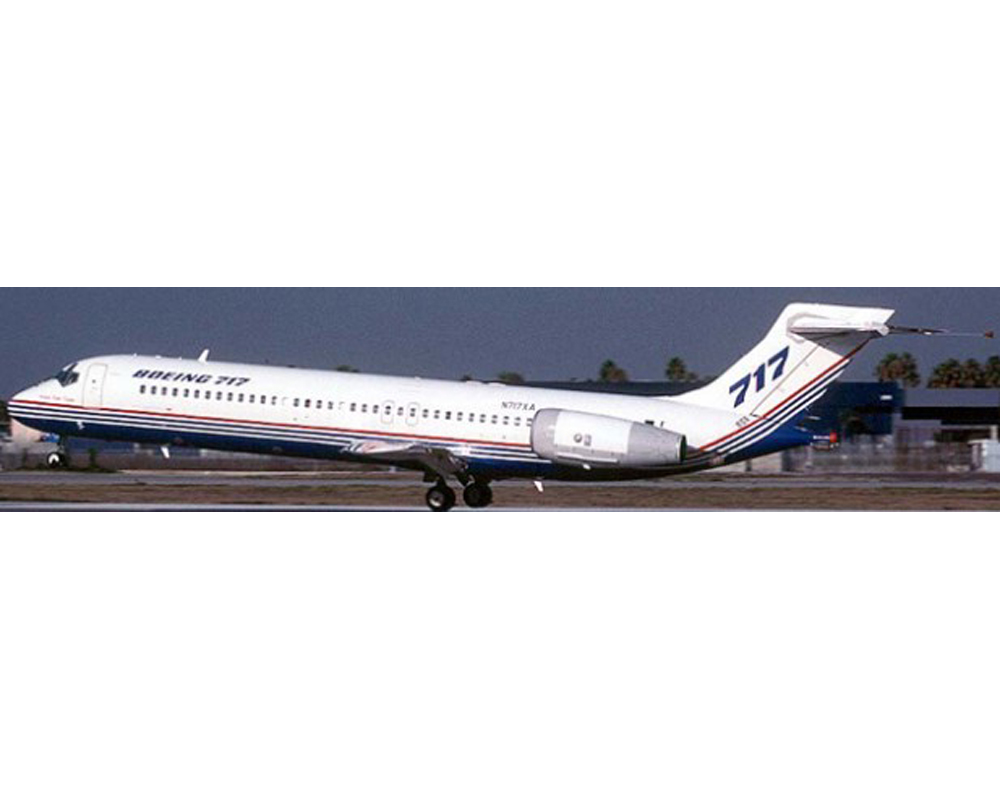 Www.JetCollector.com: BOEING B717-200 (House Livery) N717XA W/Stand