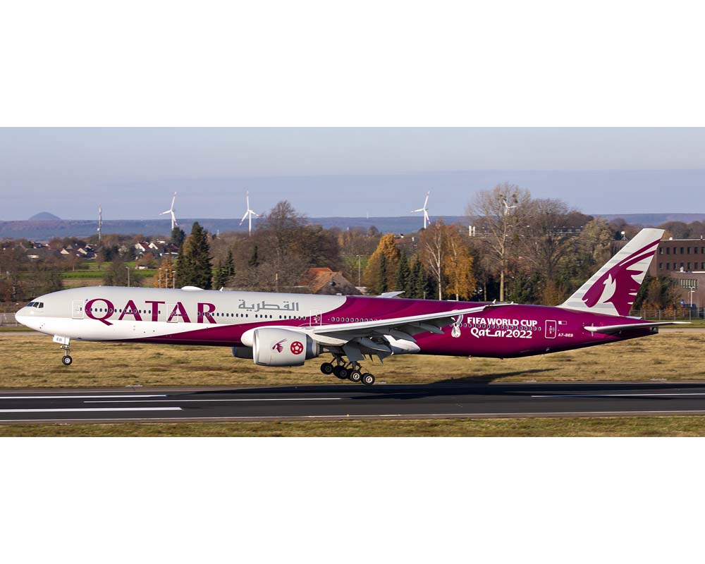 www.JetCollector.com: JC WINGS QATAR B777-300ER FIFA World Cup