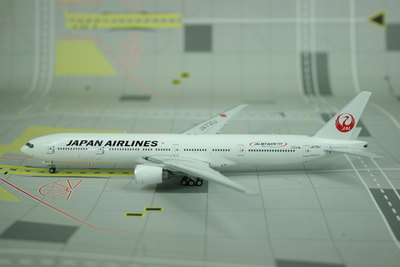 www.JetCollector.com: JAPAN AIRLINES 777-300ER â€œJAL SKY SUITEâ 
