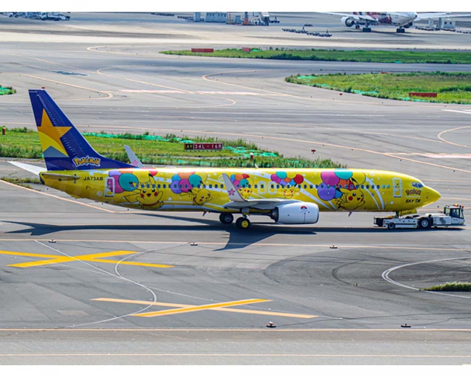 www.JetCollector.com: Skymark Pickachu Boeing B737-800 JA73AB 1